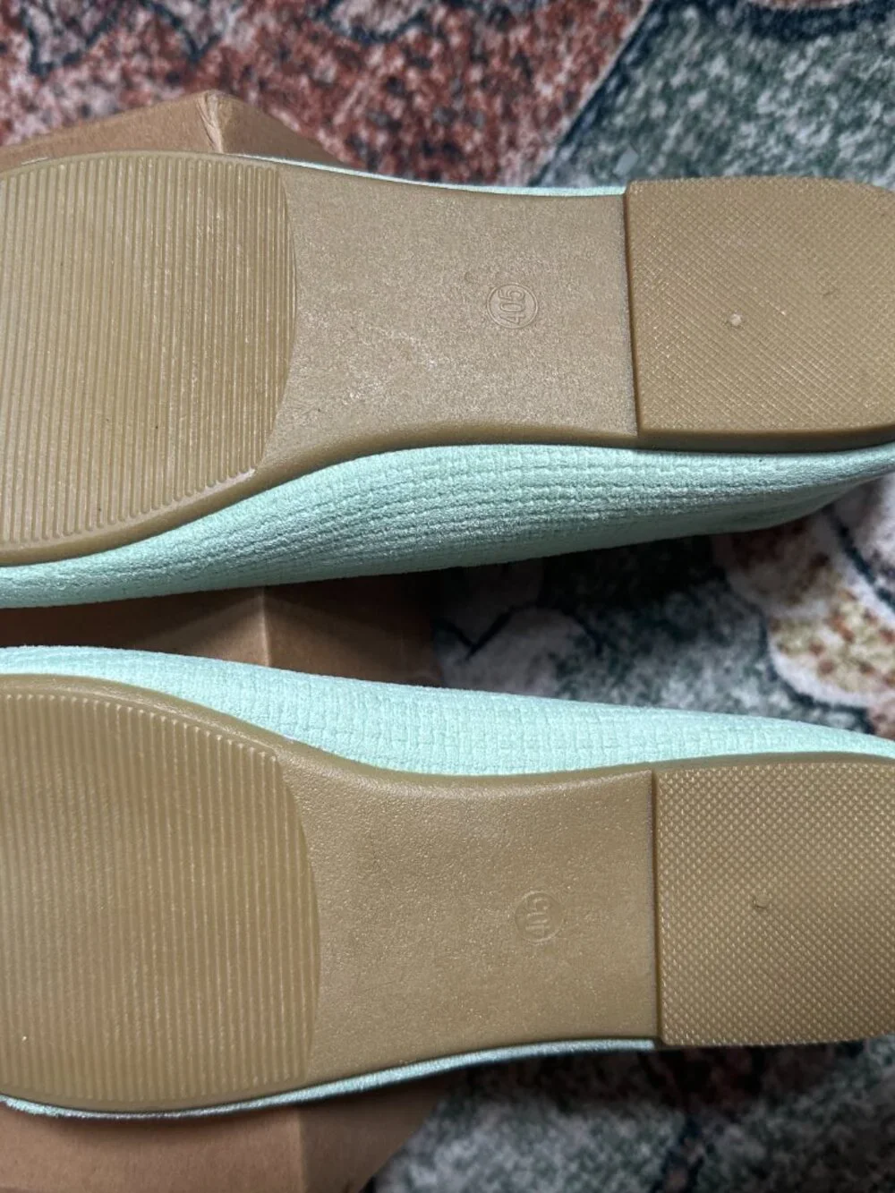 Minimalist Mint Green Textured Ballet Flats | Size 9.5